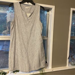 Beach lunch lounge dress Size S petite